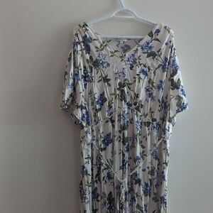 Reitmans Floral Maxi Dress with Blue and Green Pattern